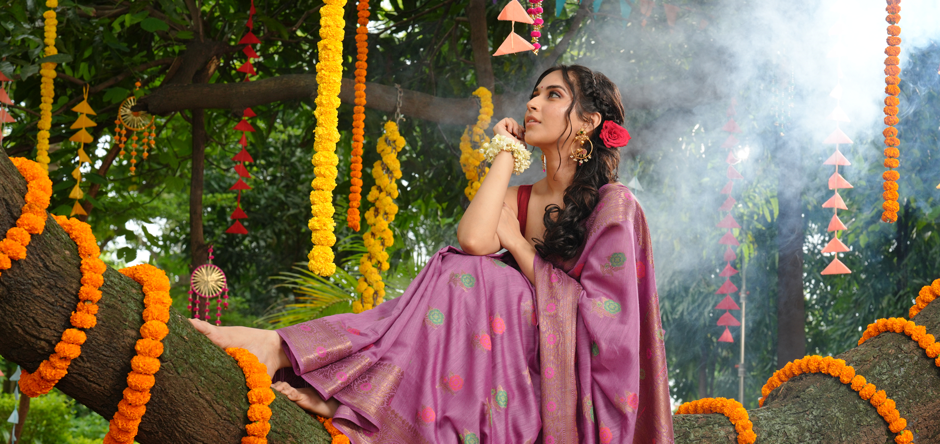 Main Image Main Image