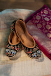 CHAND SITARA VELVET JUTTI